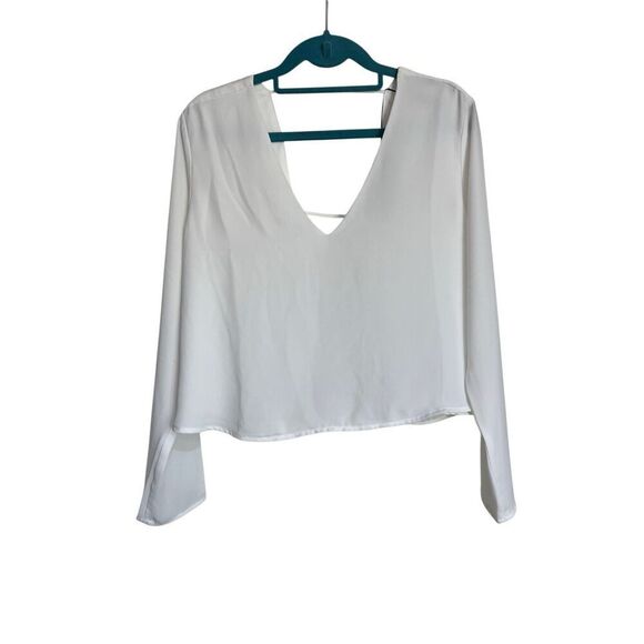Revolve Krisa Blouse Womens XS Chiffon White Crop V-Neck Open Back Long Sleeve - Picture 1 of 9